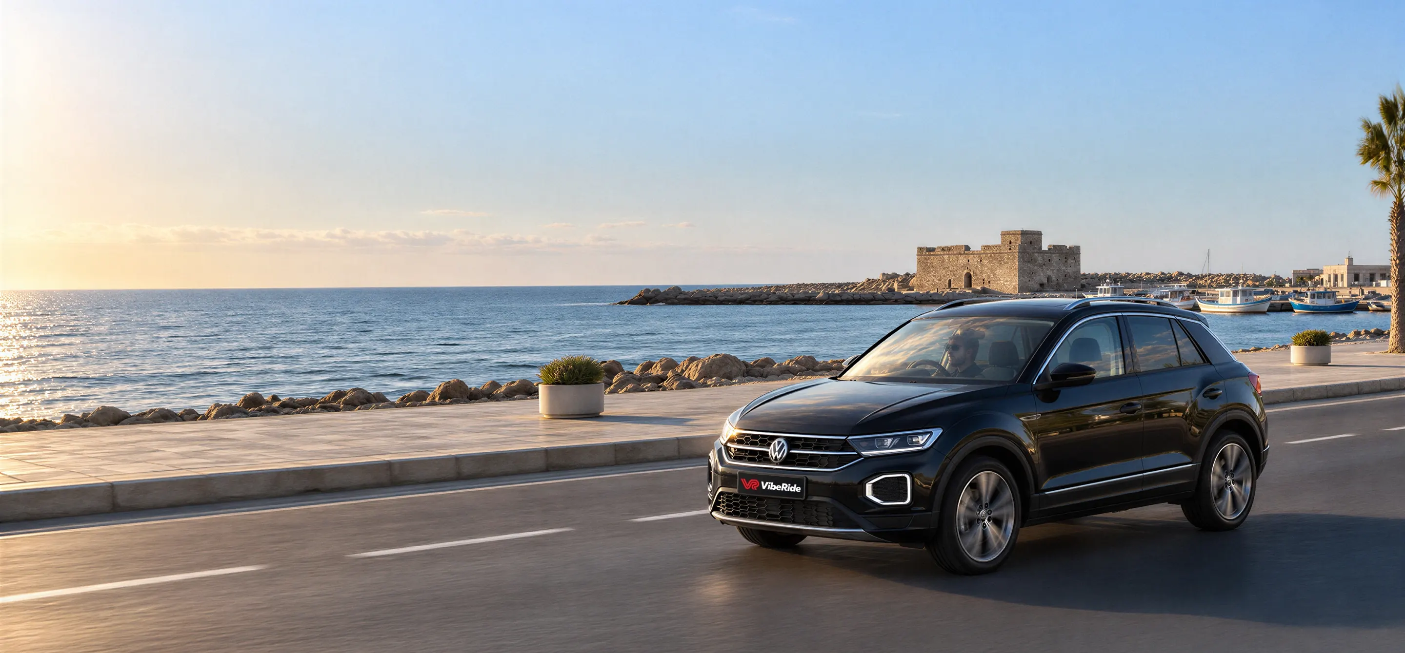 Автомобіль VibeRide напрокат на прибережній дорозі Кіпру
